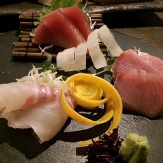 炉端の佐藤